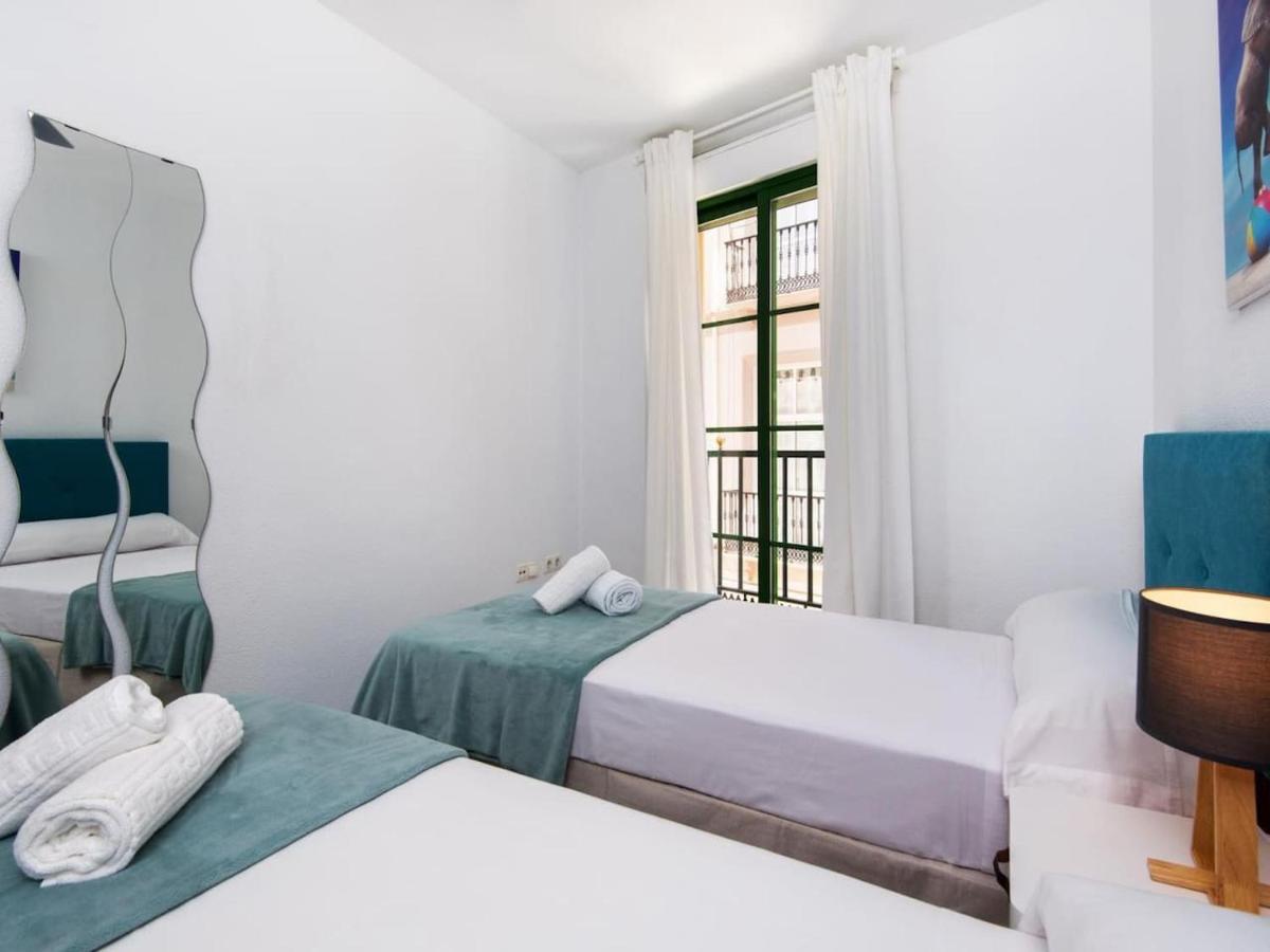 Rosaleda Center Apartment Малага Екстер'єр фото